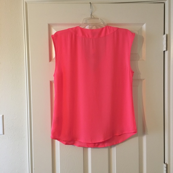 J. Crew sleeveless v-neck blouse - NWT - Picture 4 of 6